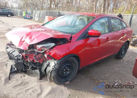 2012 Ford Focus Se из США, поврежденный, VIN 1FAHP3F26CL429094